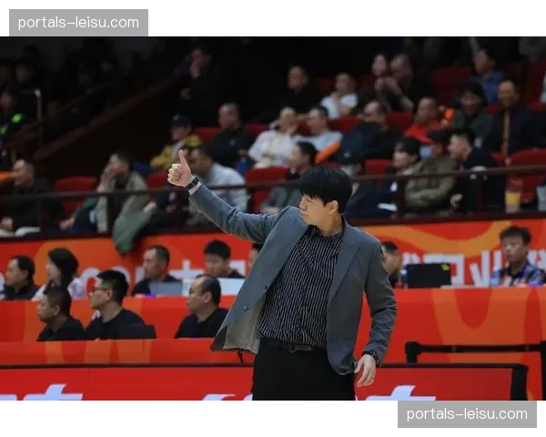 山东邱彪临场调整乏力 外线防守轮转迟缓遭浙江针对性打击